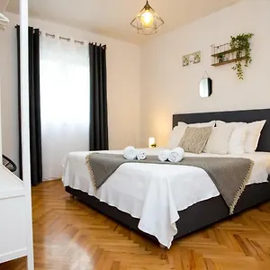  Apartman Lolly Croatia
